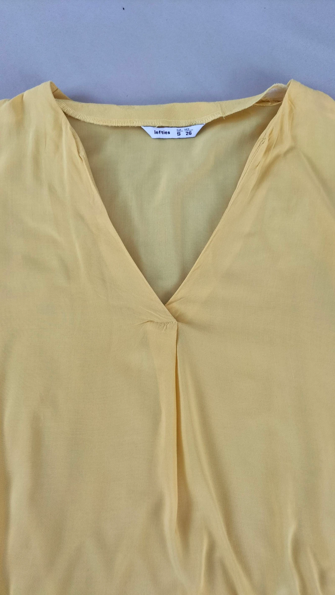 Blusa leve Amarela | P | Lefties | Excelente estado – photo 3